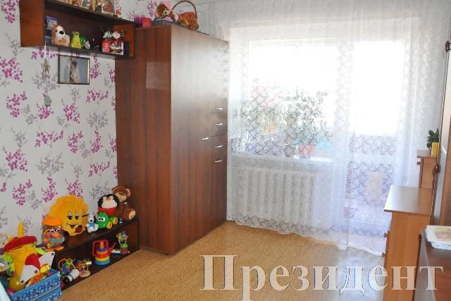 Продам 1 комнатную квартиру Ген. Петрова/ парк  Горького